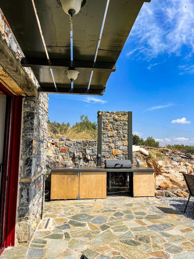Modern Stone Villas With Swimming Pool Alivérion Exteriér fotografie